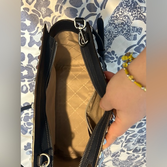 Navy blue Michael Kors handbag and wallet - Picture 5 of 10